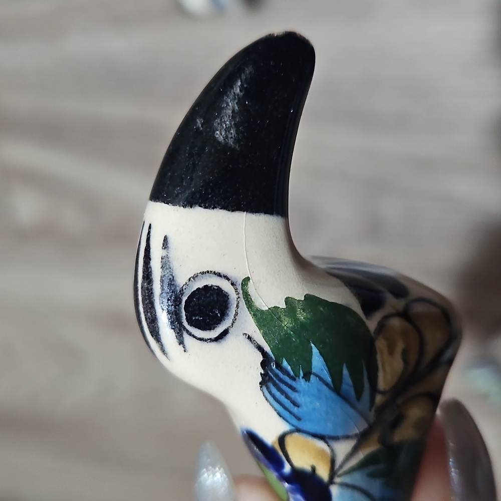 Vintage Mexican Tonala Ceramic Glazed Koi Fish Toucan Frog On Mushroom Figurines - Picture 10 of 16